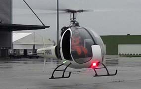 HAD 1-T lichte 2 persoons-turbinehelikopter maakt eerste vlucht 
