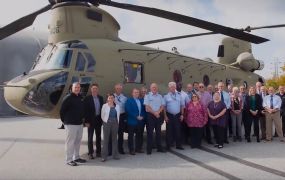 Boeing levert 20e nieuwe Chinook CH-47F aan Defensie NL