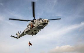 NH90-helikopter van Defensie redde 10 mensen uit de Kennedy-toren in Luik
