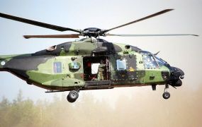 Finland oefent low-level vliegen met NH90