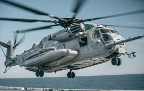 CH-53E Super Stallion