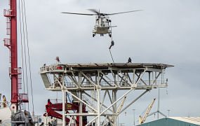 Politie- en DHC-helikopters trainen samen met de speciale eenheden 